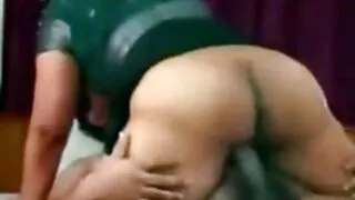 Нүдний шилээ тайлахгүйгээр иллэгт зөндөө.