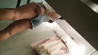 Новш нь дэнж дээр галзуугийн.