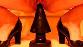Хар эмэгтэй нь цагдаагийн ажилтан цэнгээх секс.