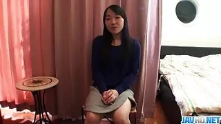 Тэр pussy болон илжиг гурван бариул авдаг.