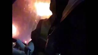 Хар эмэгтэйн илжиг нь Cumshot.