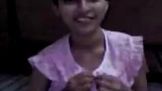 Силикон slut fucks нь хөрш амраг, seducing түүний өтгөн хөх.