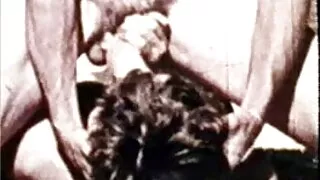 Speedrel шарсан түүнийг Pussy-д зогсоол дээр 2 минут.