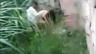 Найз охиныхоо найз залуутай хамт Зөндөө.